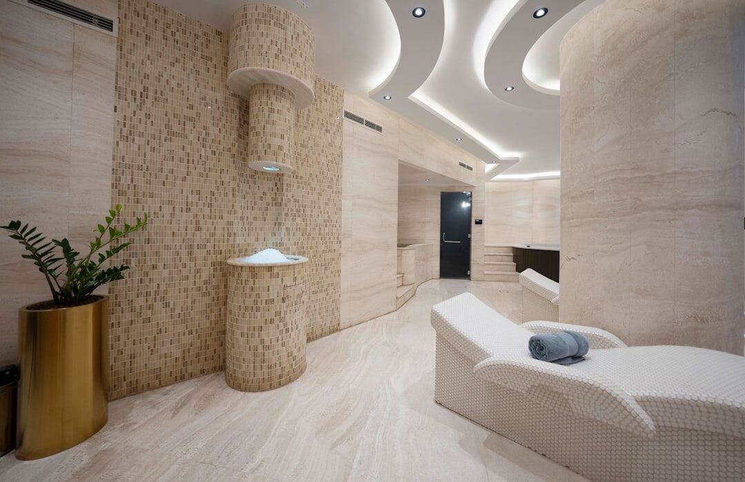 celebrity villa bathroom design
