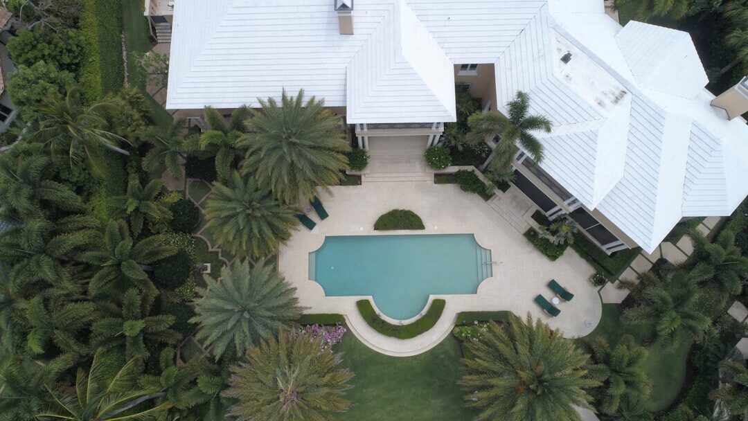 hidden celebrity villa